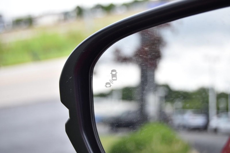 Honda HR-V Vehicle Image 09