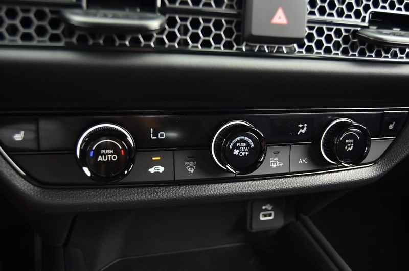 Honda HR-V Vehicle Image 14