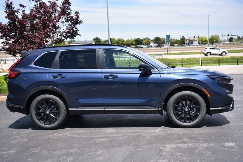 Honda CR-V Hybrid Vehicle Image 05