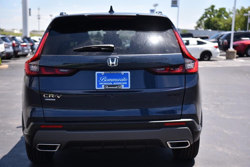 Honda CR-V Hybrid Vehicle Image 06
