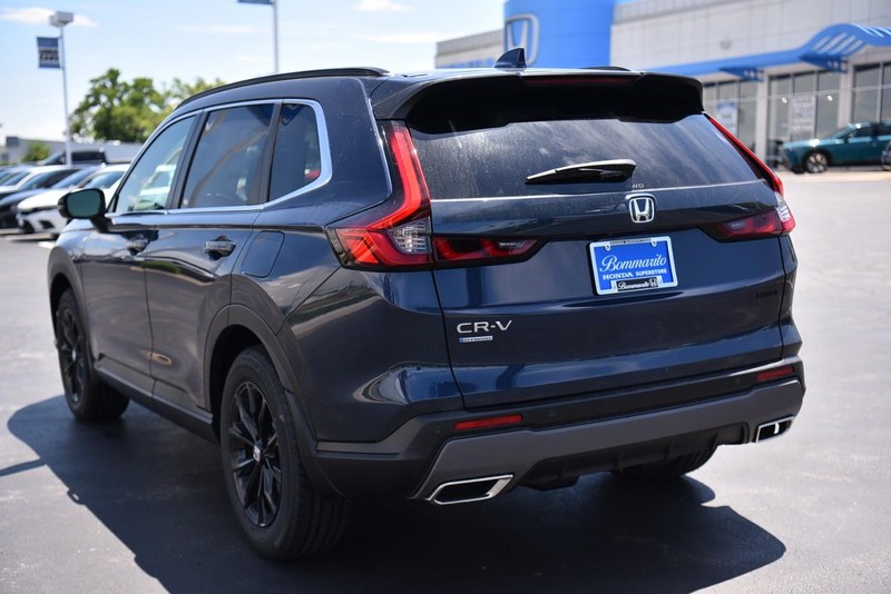 Honda CR-V Hybrid Vehicle Image 07