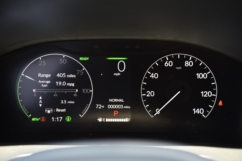 Honda CR-V Hybrid Vehicle Image 13