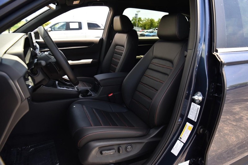 Honda CR-V Hybrid Vehicle Image 22