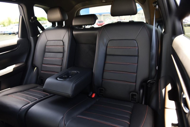 Honda CR-V Hybrid Vehicle Image 25