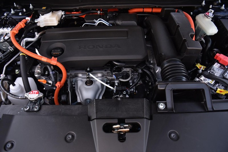 Honda CR-V Hybrid Vehicle Image 30