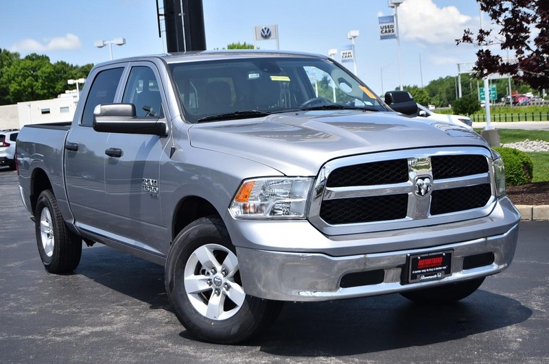 Ram 1500 Classic Vehicle Image 02