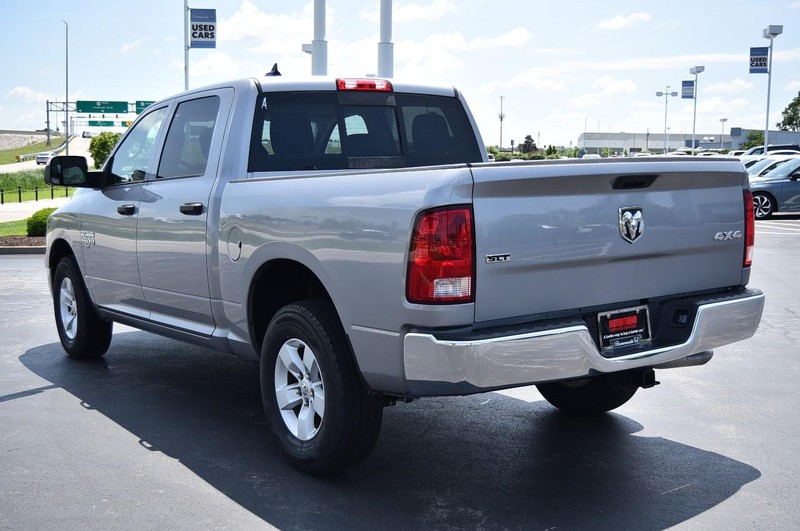 Ram 1500 Classic Vehicle Image 08