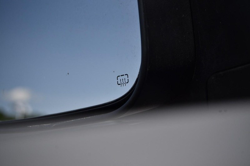 Ram 1500 Classic Vehicle Image 11