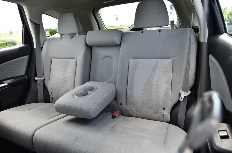 Honda CR-V Vehicle Image 23