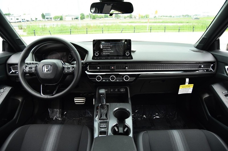 Honda Civic Hatchback Vehicle Image 07