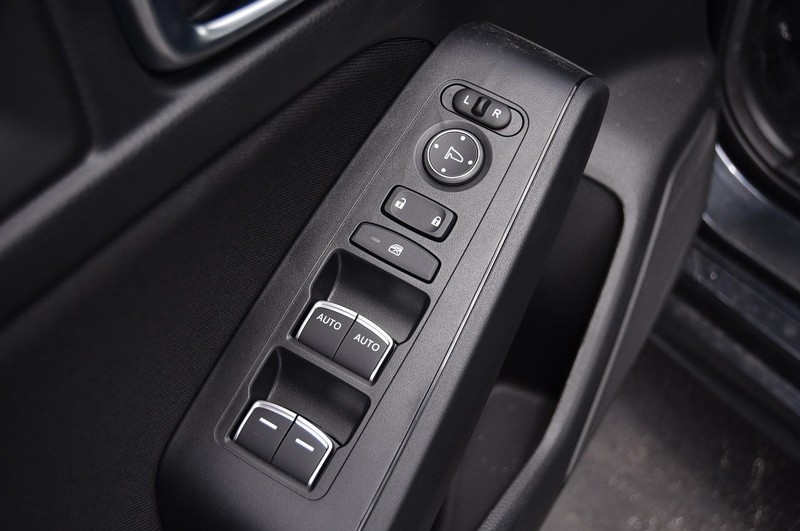 Honda Civic Hatchback Vehicle Image 08