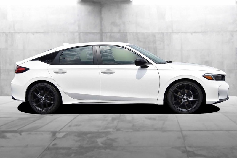 Honda Civic Hatchback Vehicle Image 05