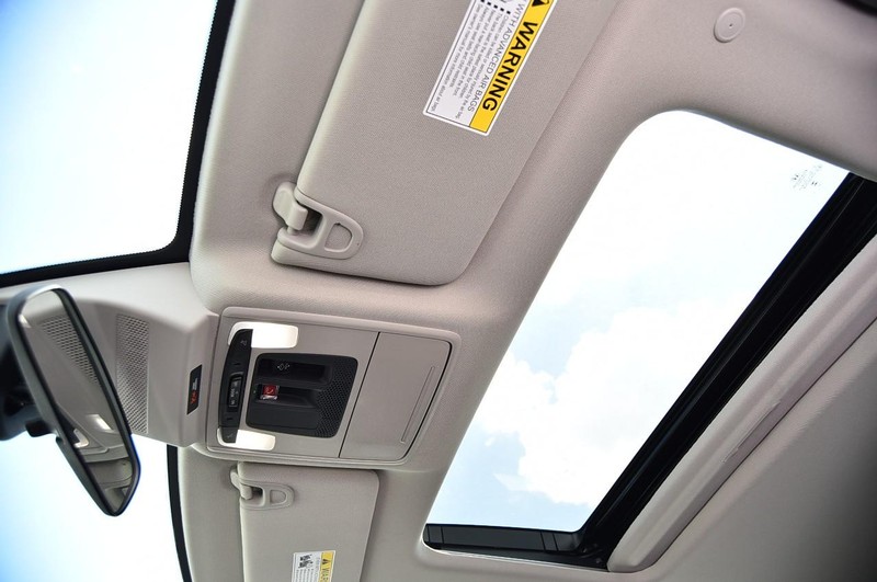 Honda Accord Sedan Vehicle Image 19