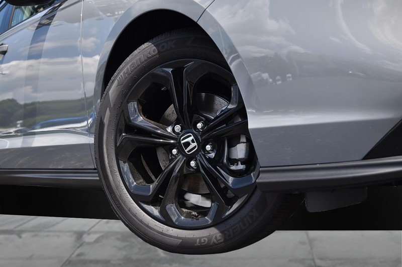 Honda Accord Sedan Vehicle Image 03