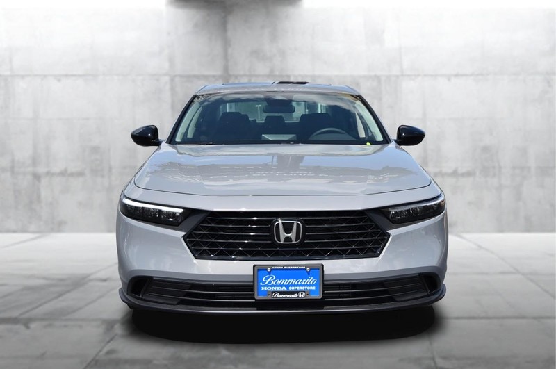 Honda Accord Sedan Vehicle Image 04