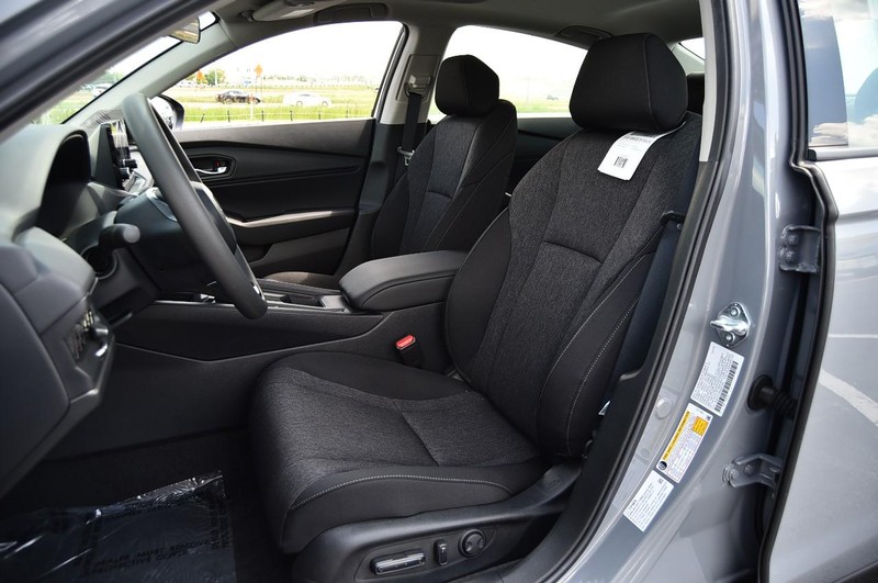 Honda Accord Sedan Vehicle Image 17