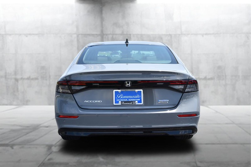 Honda Accord Hybrid Vehicle Image 06