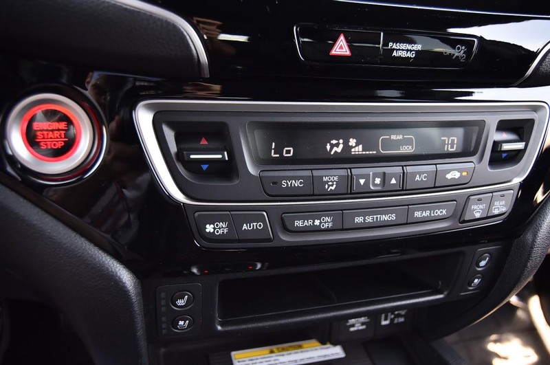 Honda Passport Vehicle Image 18