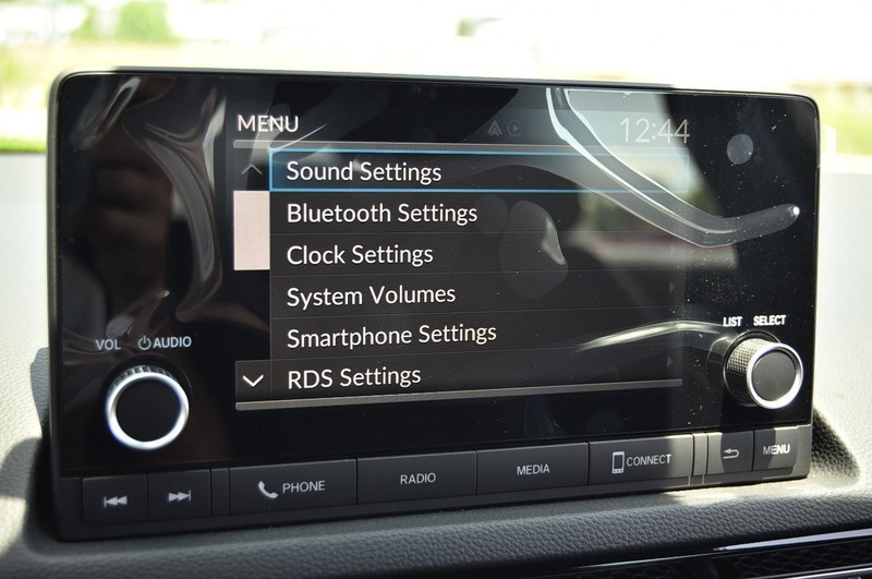 Honda Civic Hatchback Vehicle Image 13