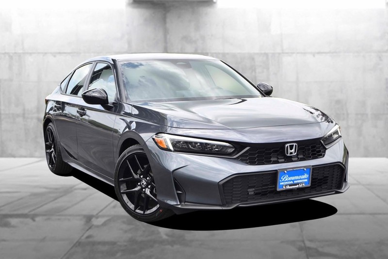 Honda Civic Hatchback Vehicle Image 02