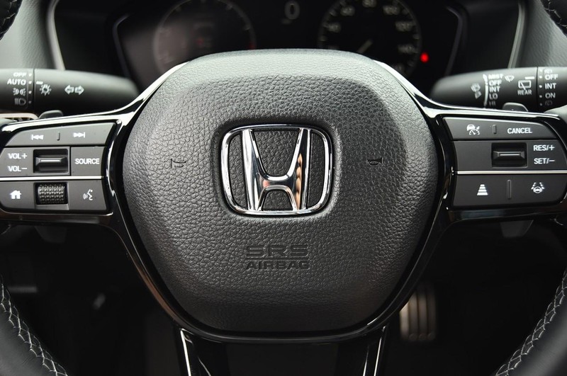 Honda Civic Hatchback Vehicle Image 18