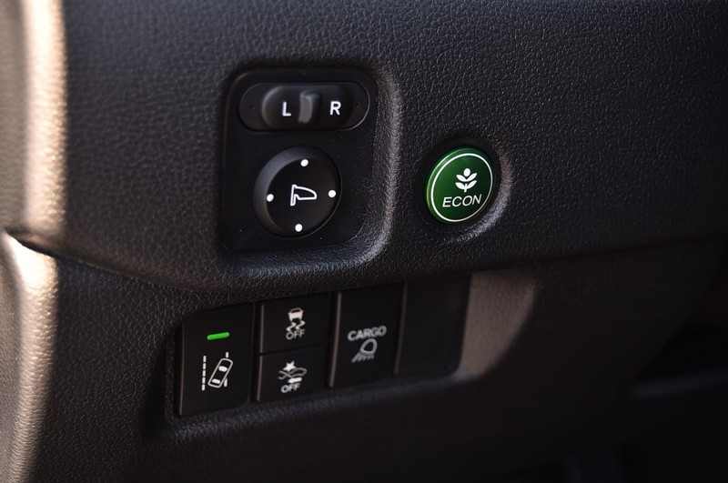 Honda Ridgeline Vehicle Image 13
