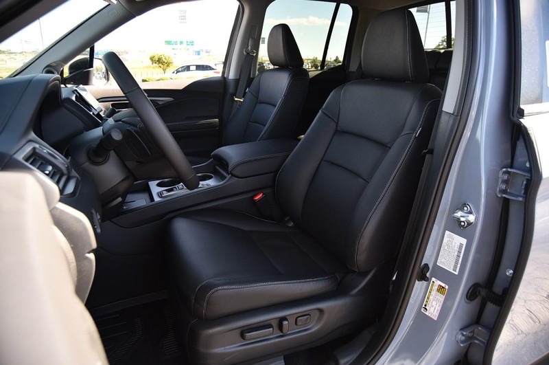 Honda Ridgeline Vehicle Image 26