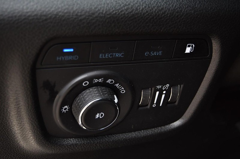Jeep Grand Cherokee 4xe Vehicle Image 14