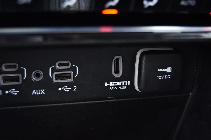 Jeep Grand Cherokee 4xe Vehicle Image 20
