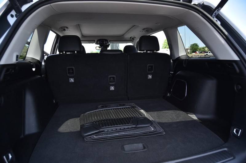 Jeep Grand Cherokee 4xe Vehicle Image 30