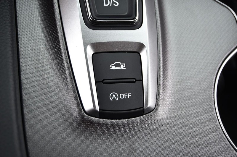 Honda Ridgeline Vehicle Image 23