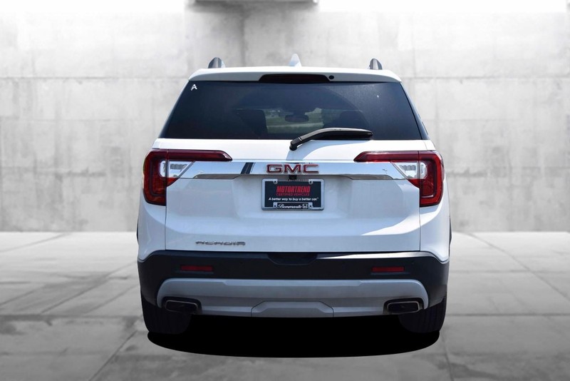 GMC Acadia Vehicle Image 06