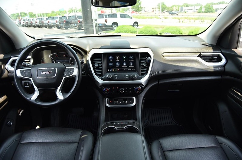 GMC Acadia Vehicle Image 07