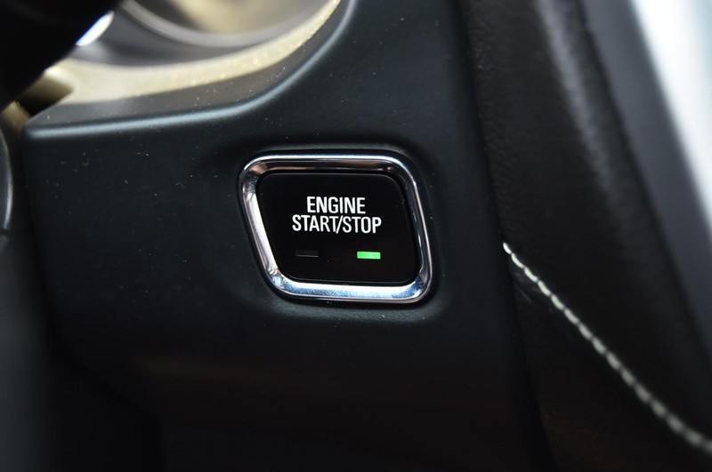 GMC Acadia Vehicle Image 21