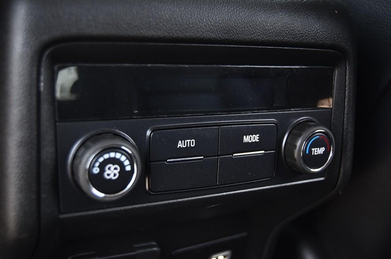 GMC Acadia Vehicle Image 26