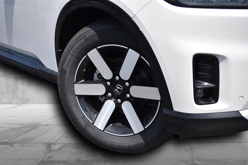 Honda Prologue Vehicle Image 03