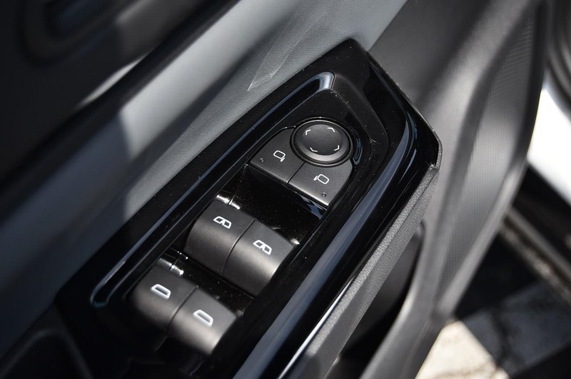 Honda Prologue Vehicle Image 08