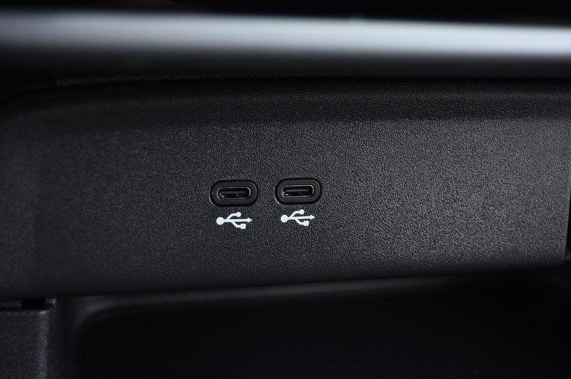 Honda Prologue Vehicle Image 16