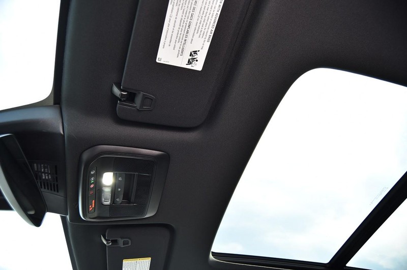 Honda Prologue Vehicle Image 21