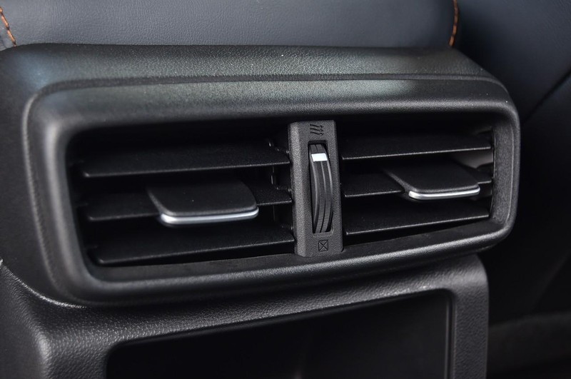 Honda Prologue Vehicle Image 23