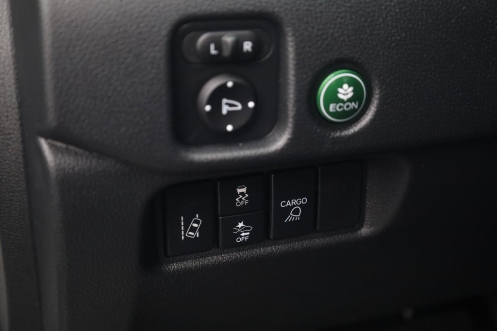 Honda Ridgeline Vehicle Full-screen Gallery Image 12