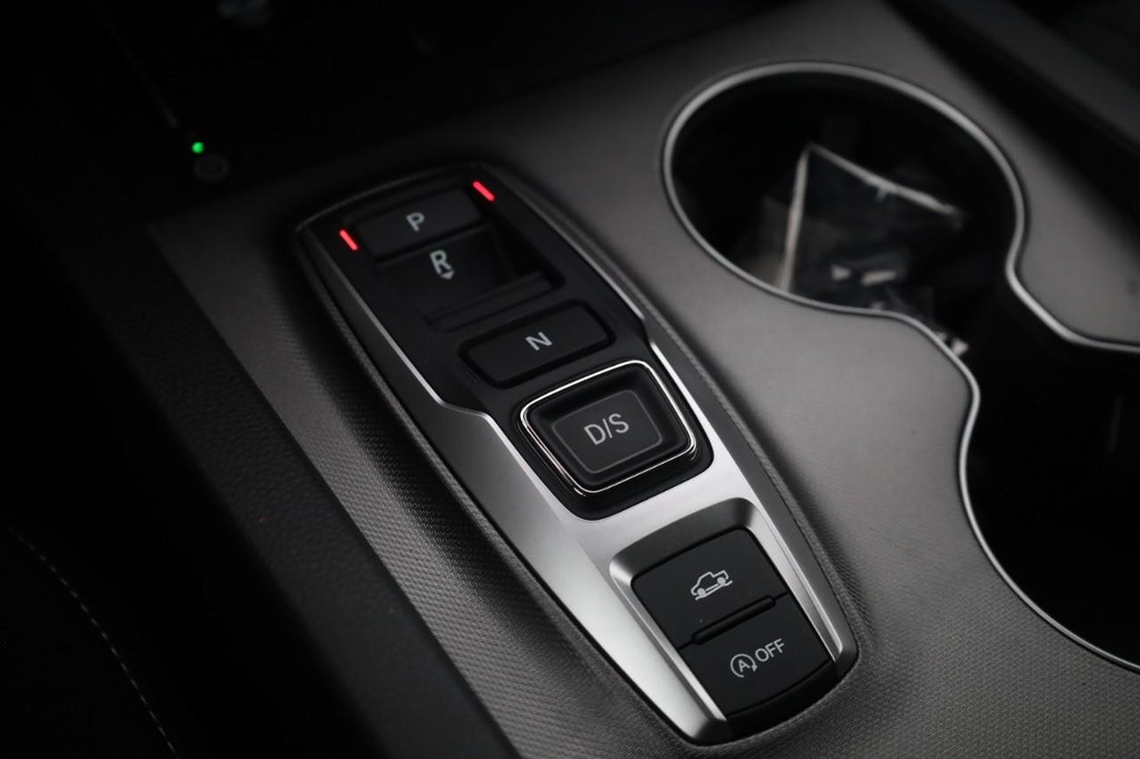 Honda Ridgeline Vehicle Full-screen Gallery Image 18