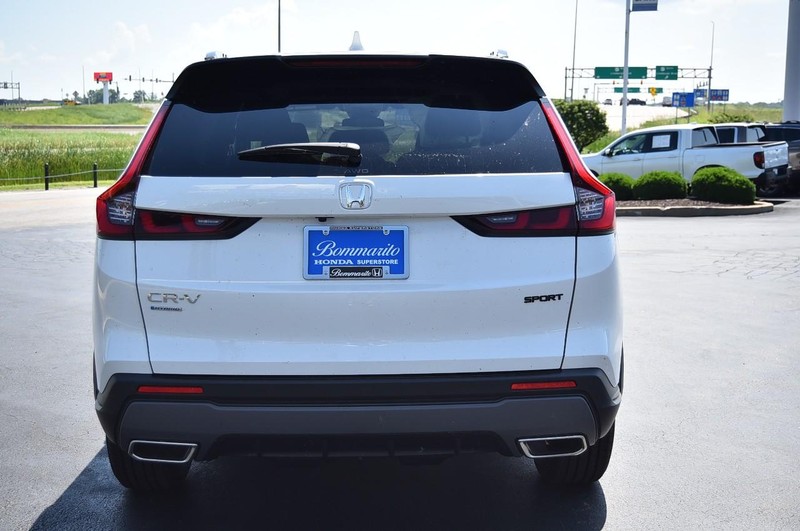 Honda CR-V Hybrid Vehicle Image 06