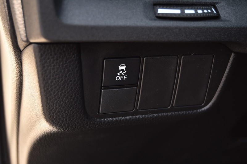 Honda CR-V Hybrid Vehicle Image 10