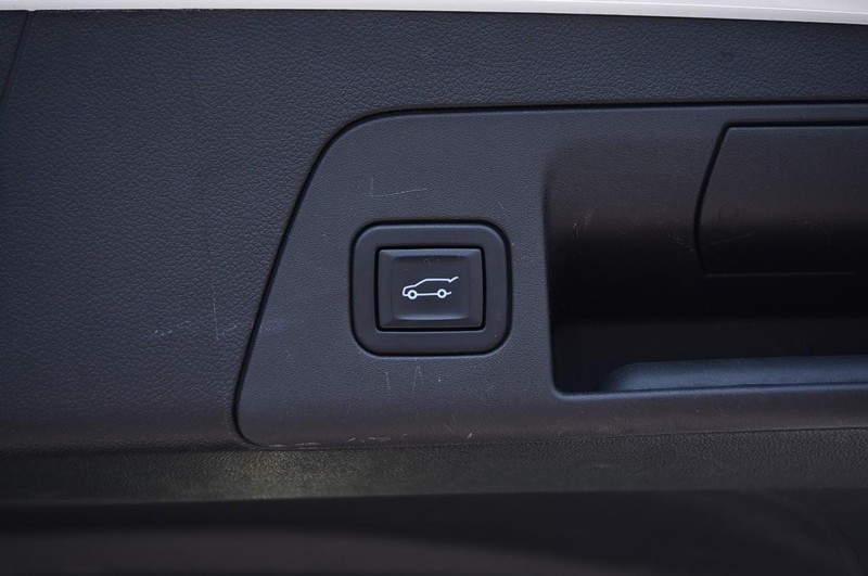Buick Envision Vehicle Image 26