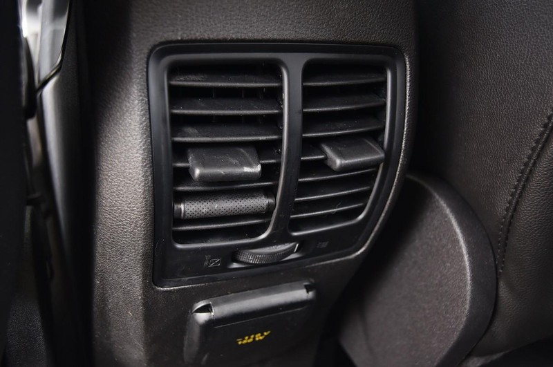 Ford Escape Vehicle Image 21