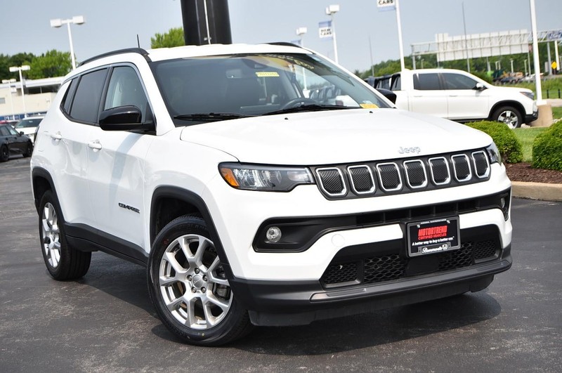 Jeep Compass Vehicle Image 02
