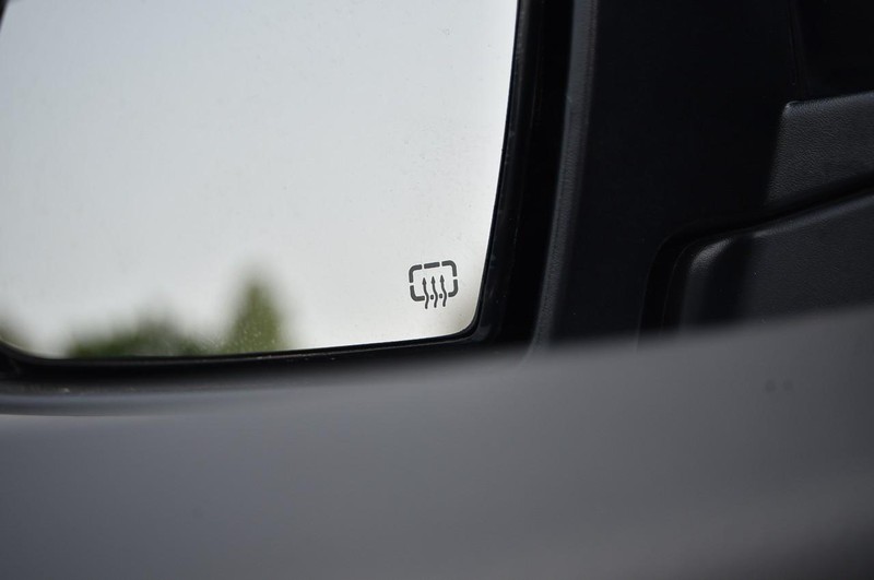 Jeep Compass Vehicle Image 10