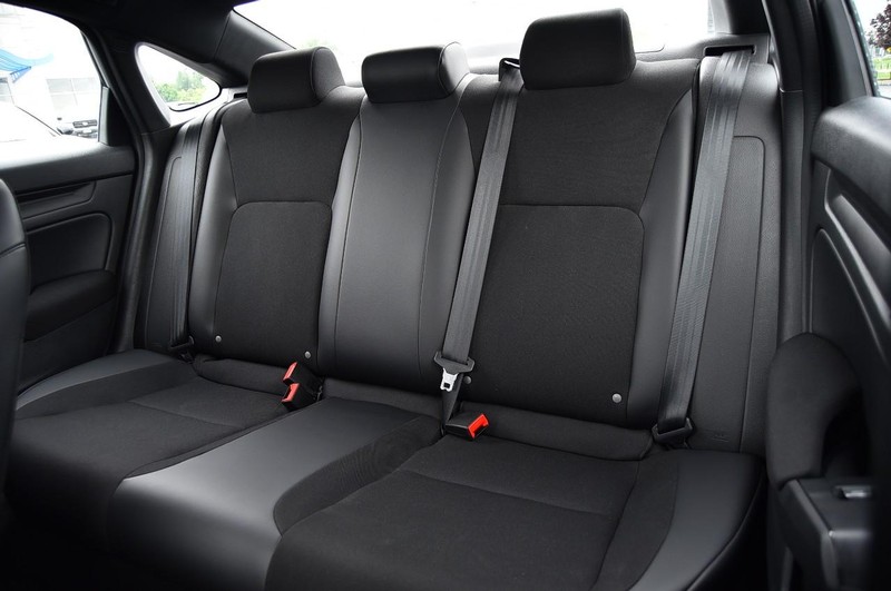 Honda Civic Sedan Vehicle Image 22