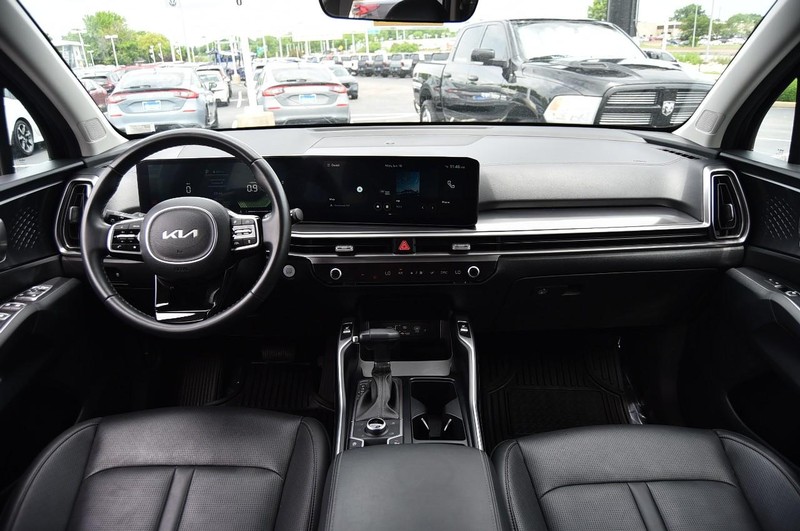 Kia Sorento Vehicle Image 07